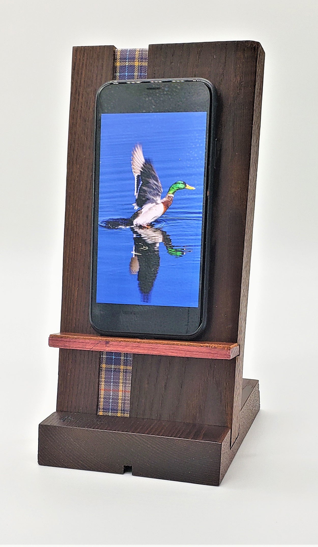 Traditional Plaid Phone Stand